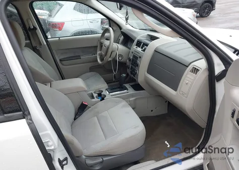 2011 Ford Escape Xlt из США, поврежденный, VIN 1FMCU9DGXBKA50596